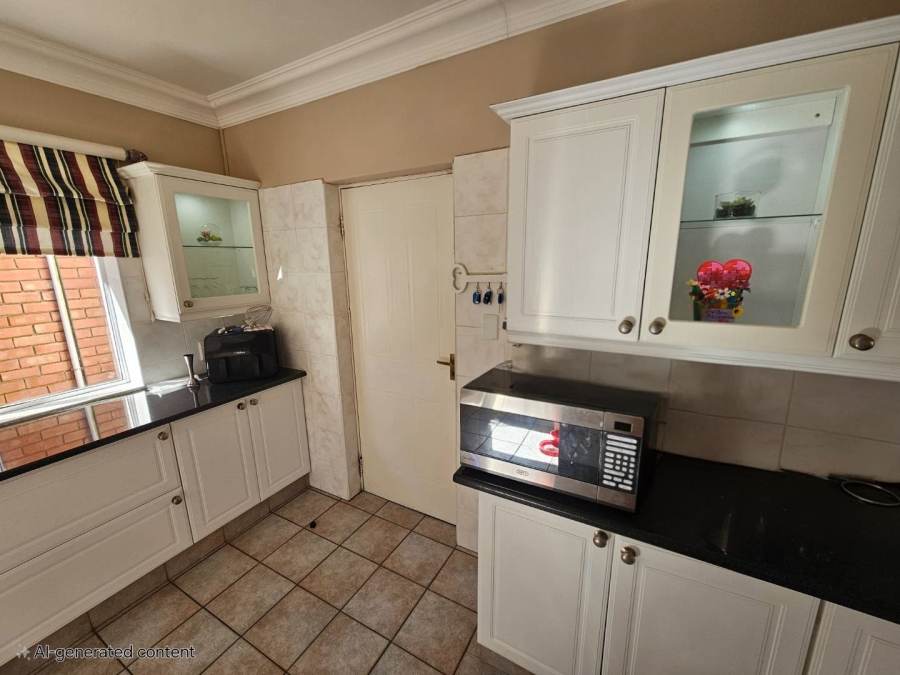 To Let 4 Bedroom Property for Rent in Lovemore Heights Estate Eastern Cape